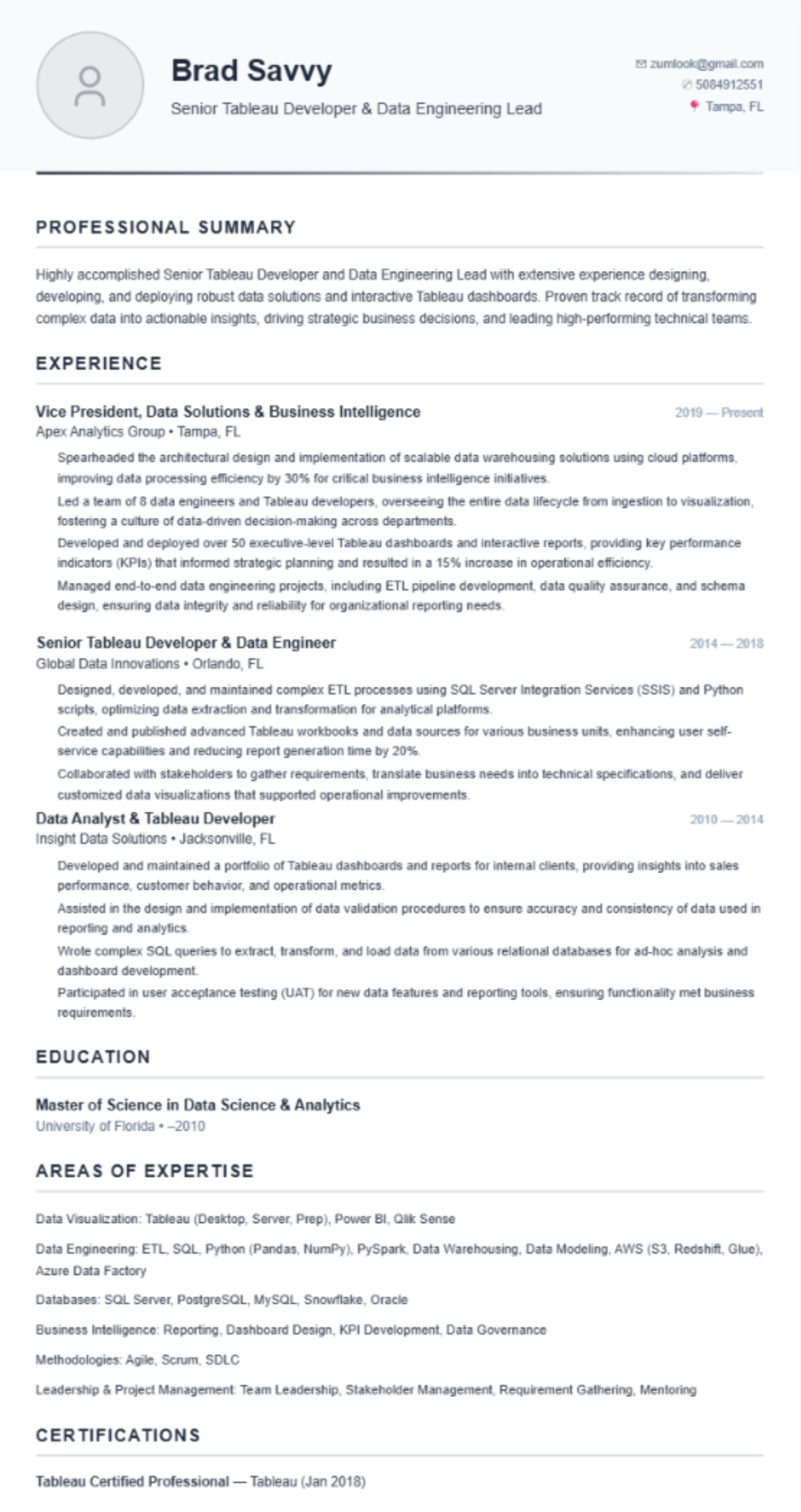 Photo Header resume template preview